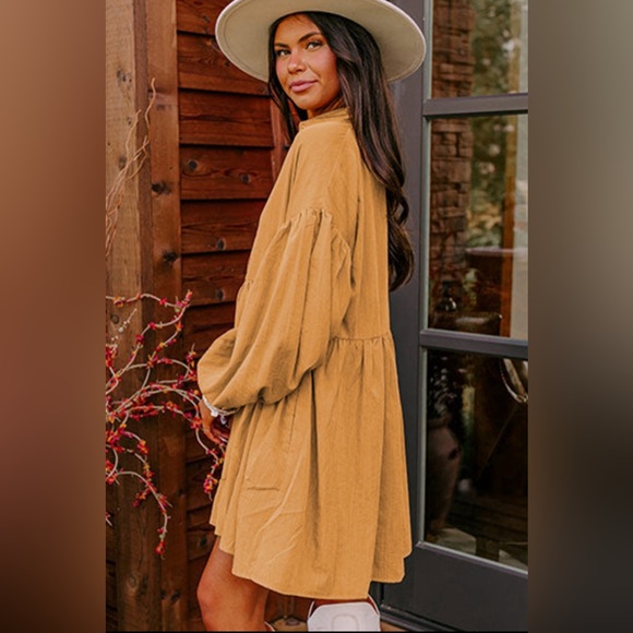 Scottie- French beige rose loose bishop sleeve shirt dress - Picture 5 of 5